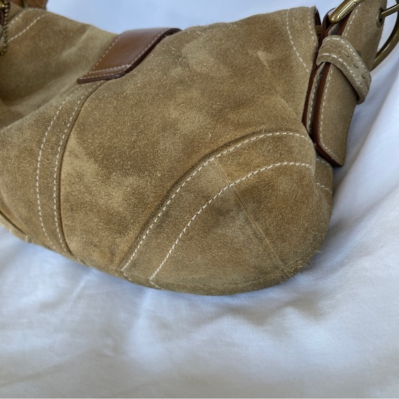 SOLD 🔴 Coach Soho Shoulder bag buckle bag 9692 suede leather tan brown vintage - Picture 13 of 17